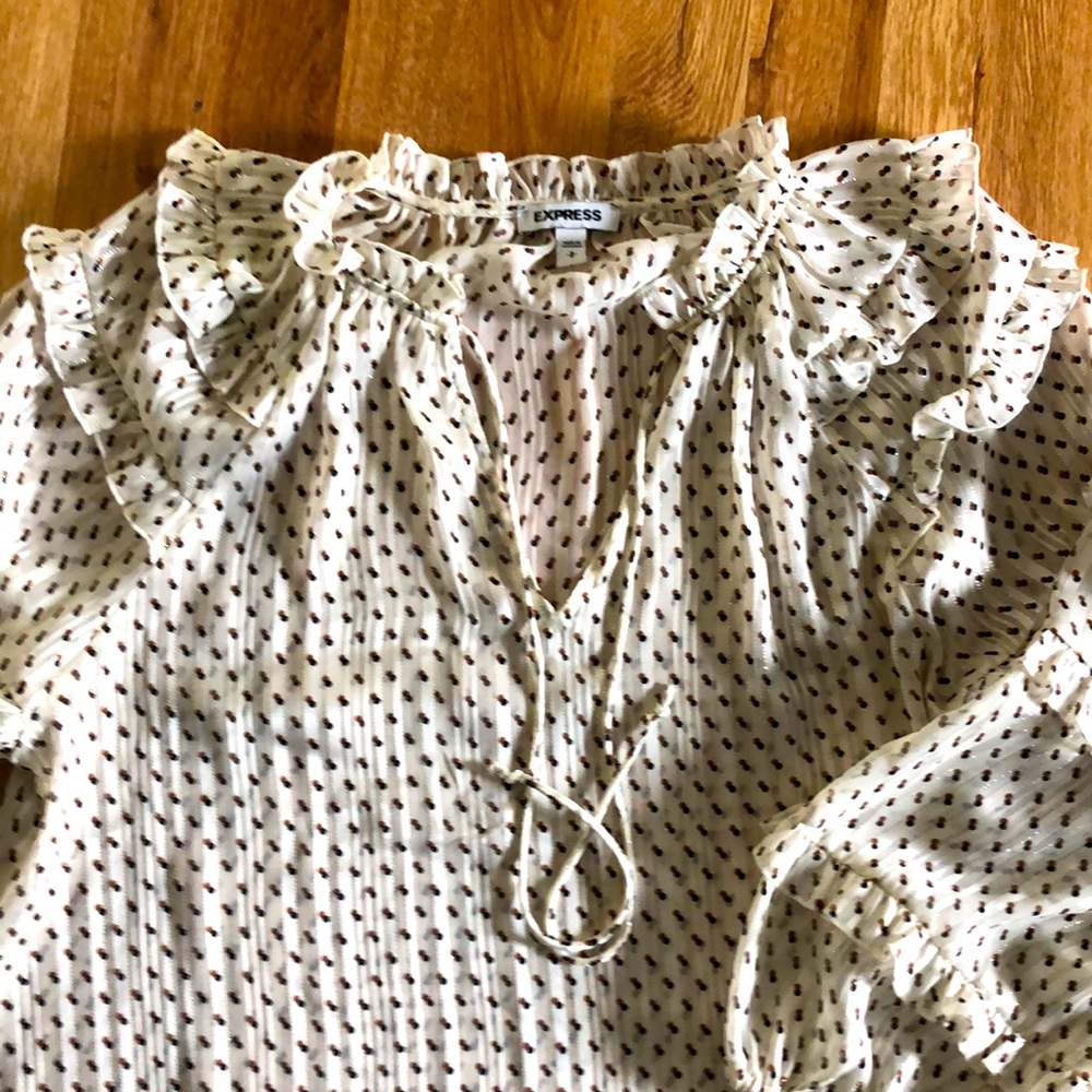 NWOT Printed Express Blouse